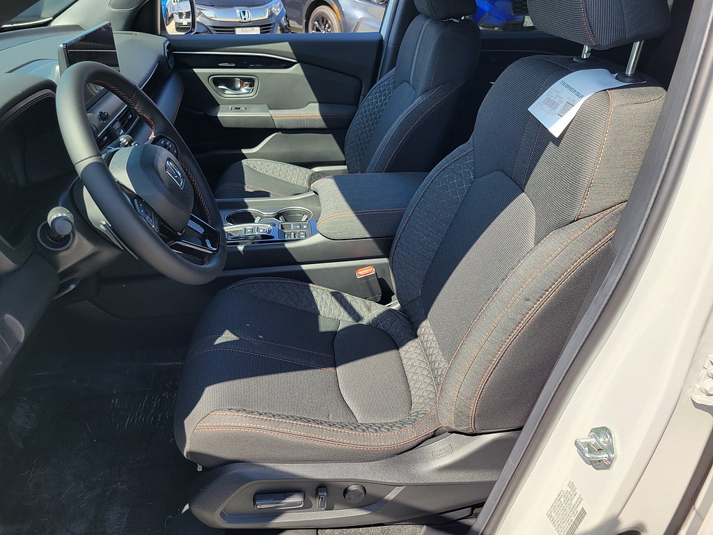 New 2026 Honda Pilot Sport image 18