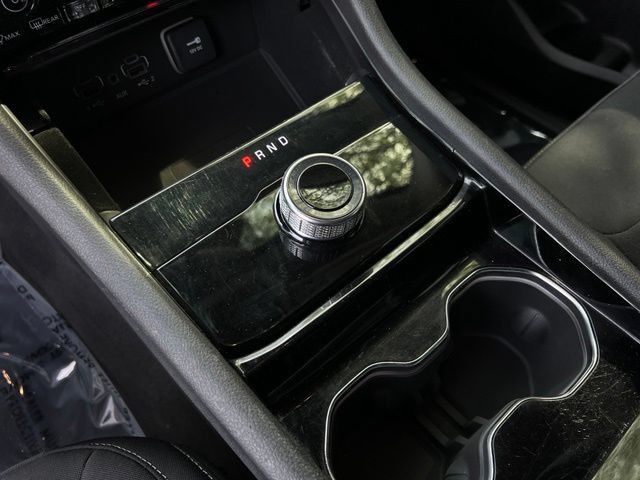 Used 2021 Jeep Grand Cherokee L Laredo w/ Luxury Tech Group I AWD/4WD image 37
