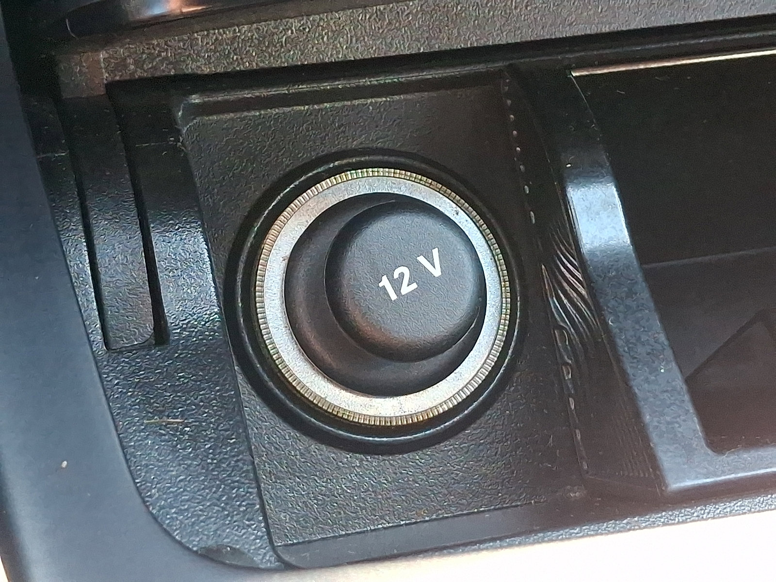 Used 2018 Mercedes-Benz CLA 250 4MATIC image 25