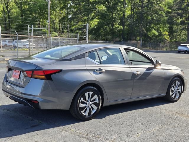 Used 2024 Nissan Altima 2.5 S FWD image 5