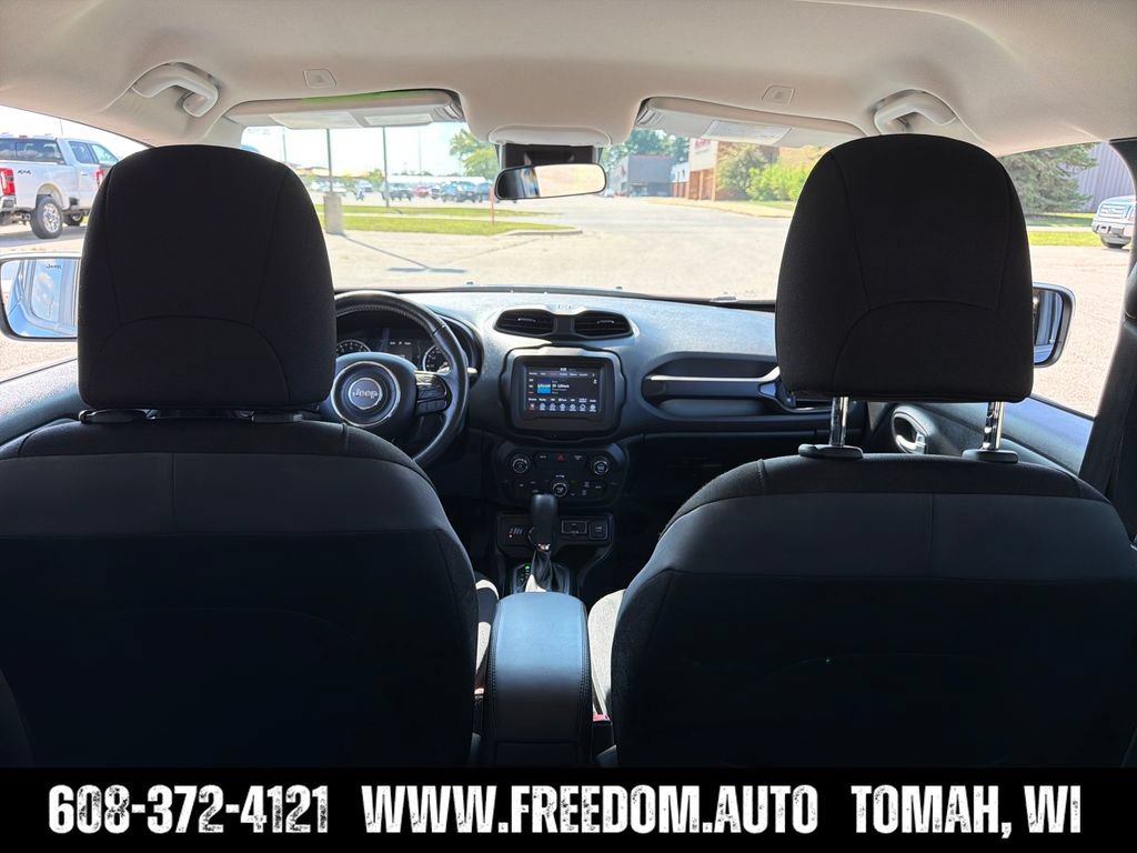 Used 2020 Jeep Renegade Altitude AWD/4WD image 28
