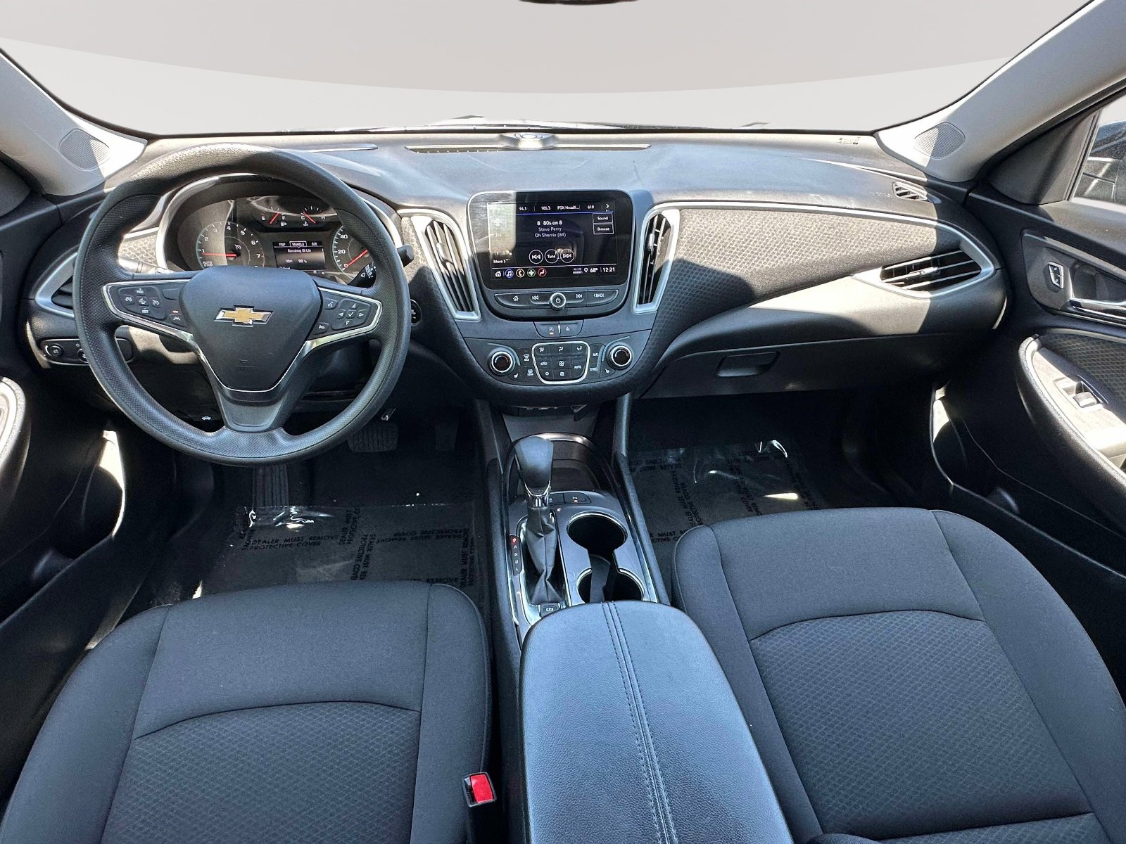 Used 2025 Chevrolet Malibu LT FWD image 7
