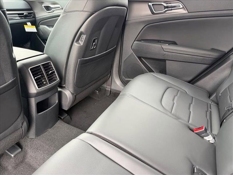 New 2026 Kia Sportage SX image 11