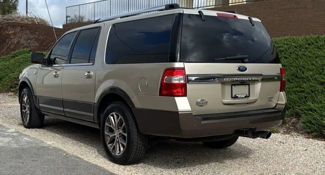 Used 2017 Ford Expedition EL King Ranch image 6