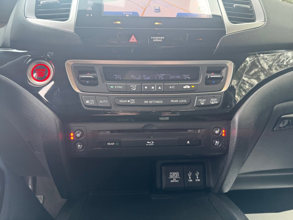 Used 2016 Honda Pilot Elite image 21