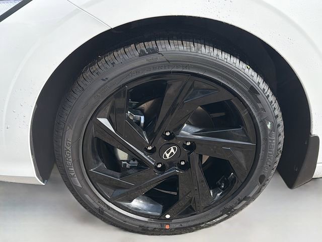 New 2026 Hyundai Elantra SEL Sport image 32