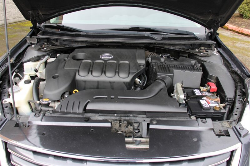 Used 2012 Nissan Altima 2.5 S FWD image 15