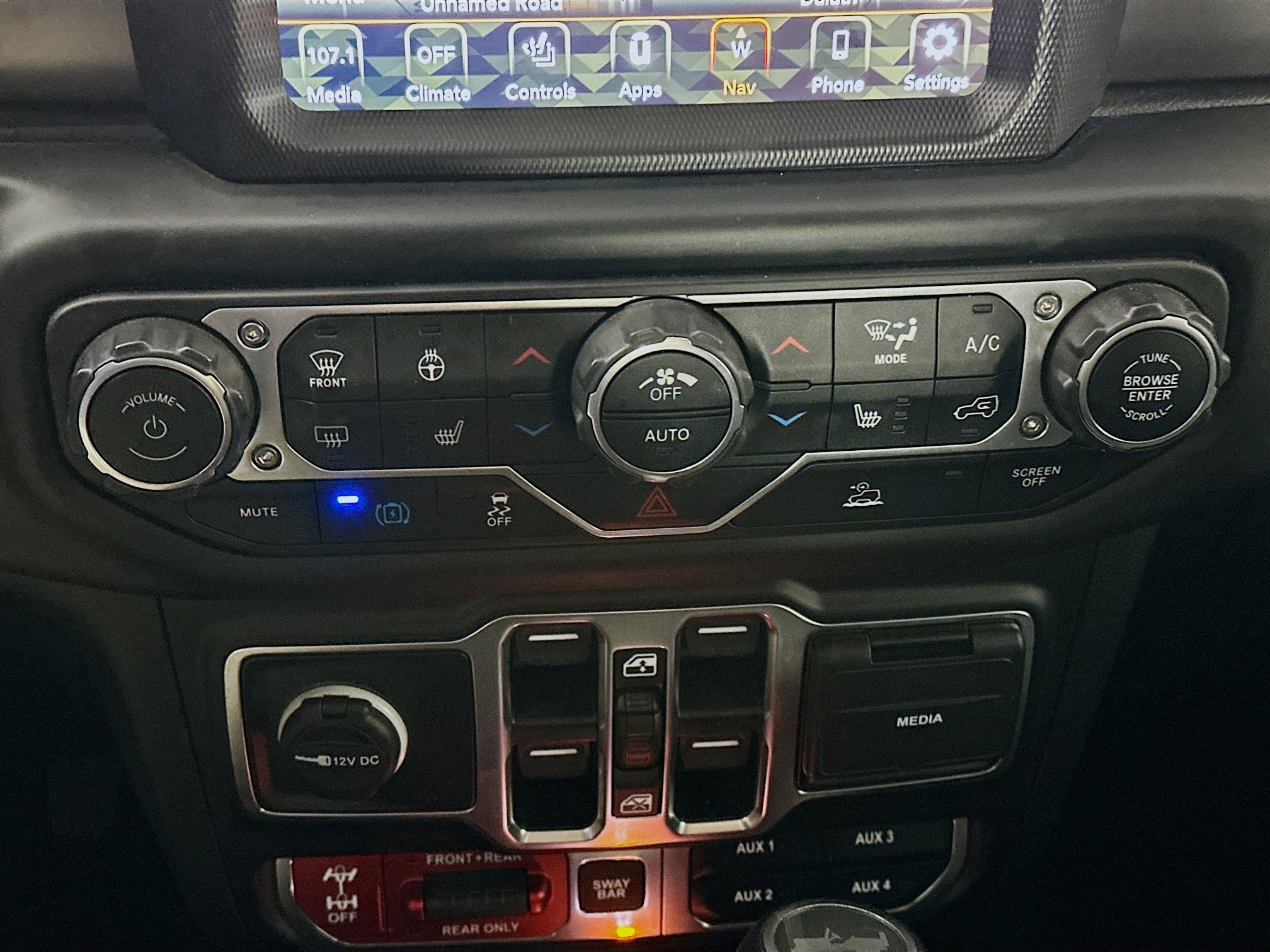 Used 2023 Jeep Wrangler Unlimited Rubicon 4xe w/ Steel Bumper Group image 23