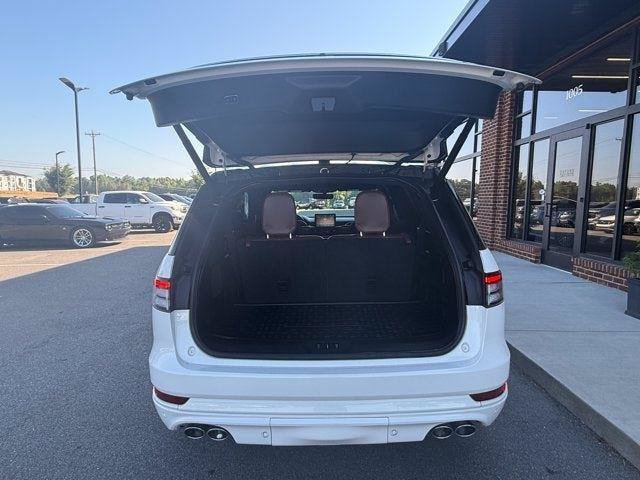 Used 2021 Lincoln Aviator Reserve w/ Equipment Group 210A AWD/4WD image 13