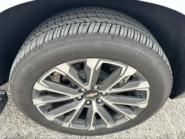 Certified 2026 Chevrolet Suburban High Country AWD/4WD image 22