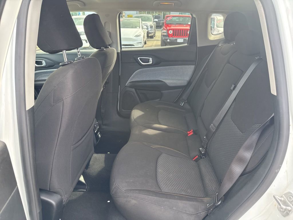 Used 2022 Jeep Compass Sport image 21