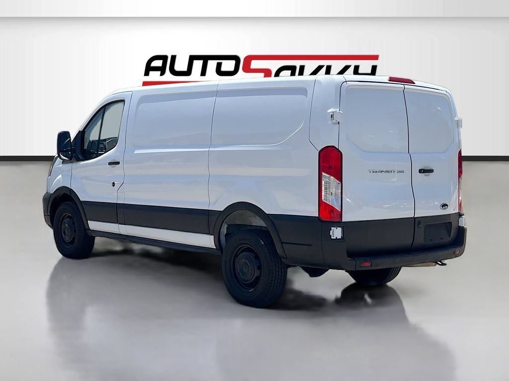 Used 2024 Ford Transit 250 Low Roof w/ Load Area Protection Package RWD image 5