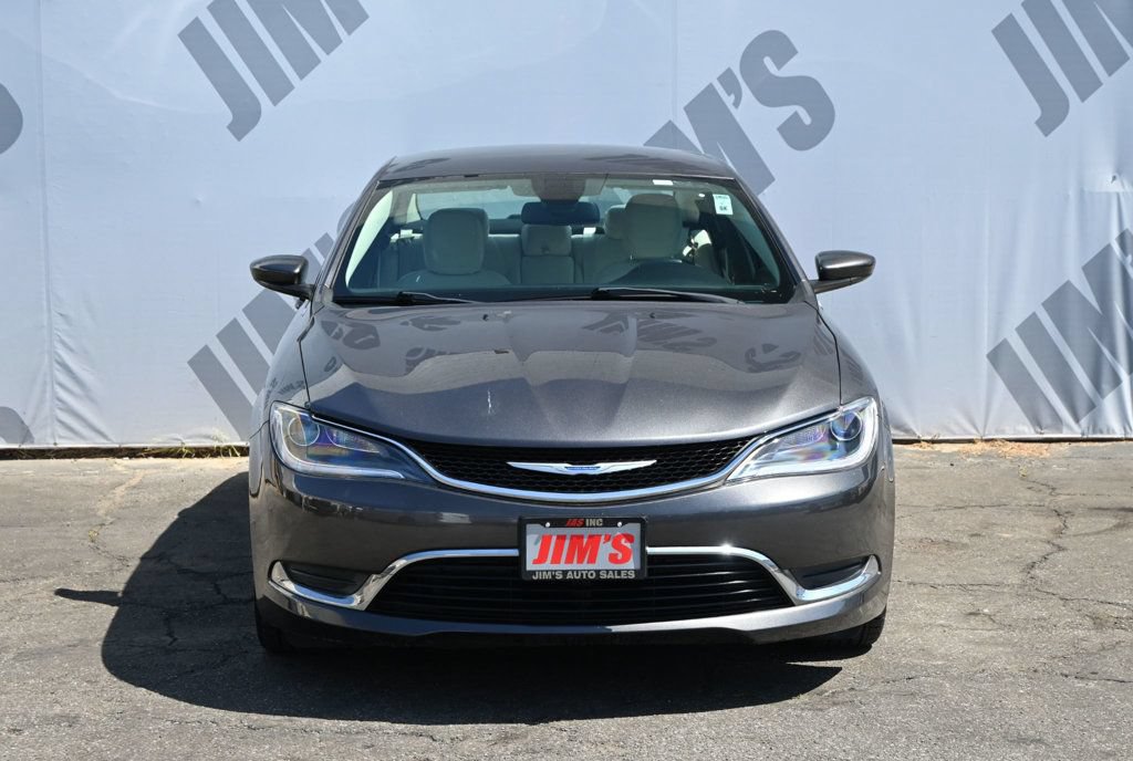 Used 2015 Chrysler 200 Limited w/ Convenience Group FWD image 2