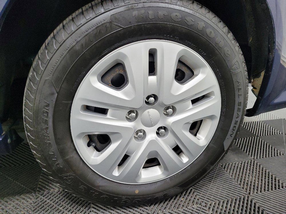 Used 2017 Dodge Grand Caravan SE w/ Power Window Group FWD image 31