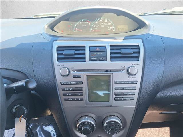 Used 2010 Toyota Yaris Sedan FWD image 12