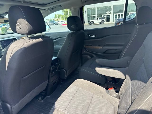 Used 2023 GMC Acadia SLE w/ Driver Convenience Package FWD image 32