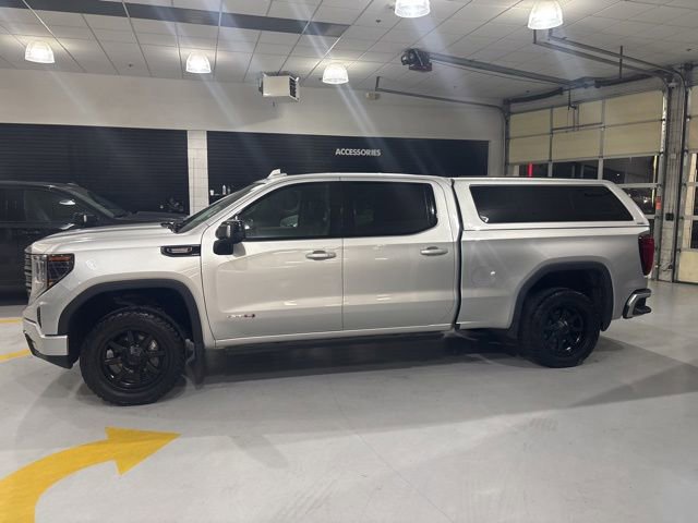 Used 2022 GMC Sierra 1500 AT4 w/ Technology Package AWD/4WD image 5