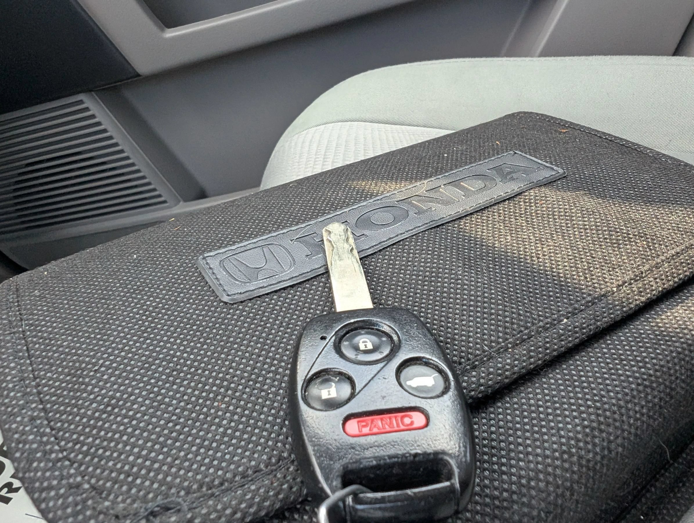 Used 2014 Honda Pilot LX image 30