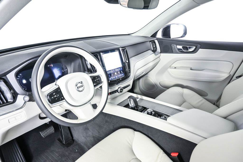 Certified 2024 Volvo XC60 T8 Plus w/ Protection Package Premier AWD/4WD image 6
