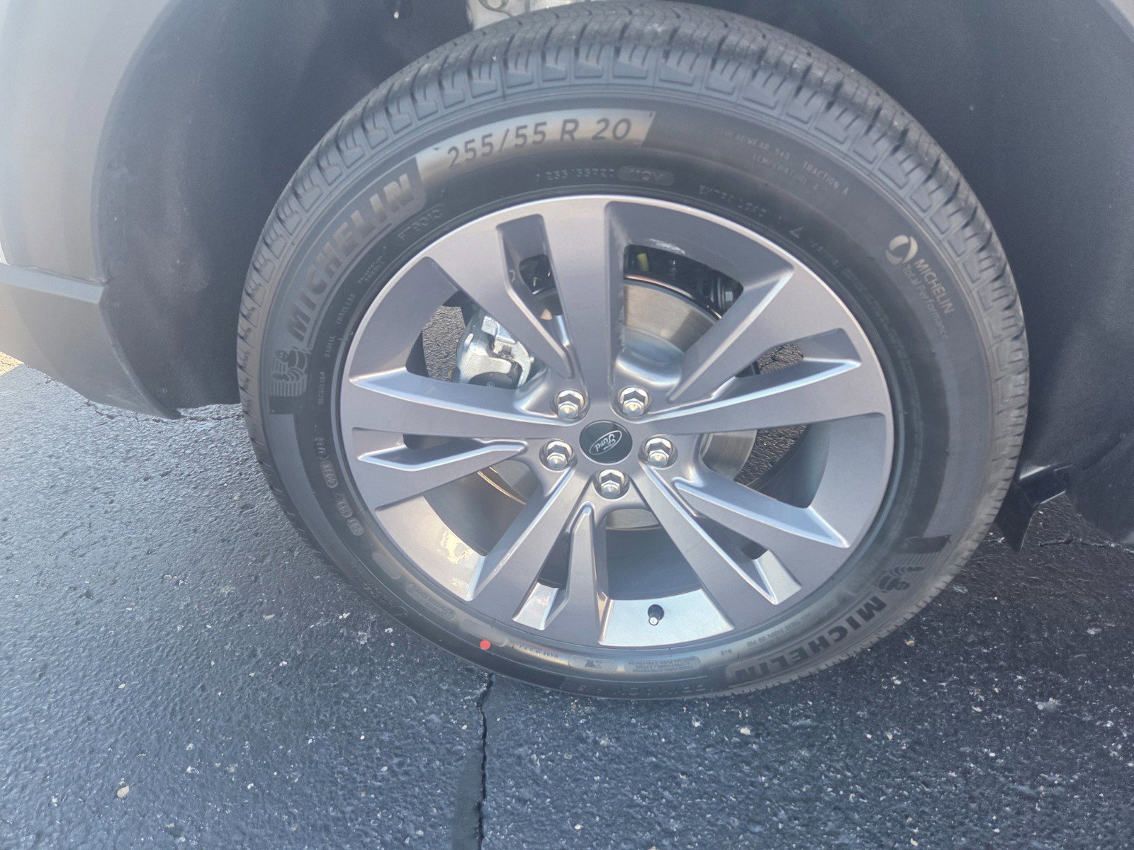 New 2025 Ford Explorer Active w/ Active Comfort Package image 21