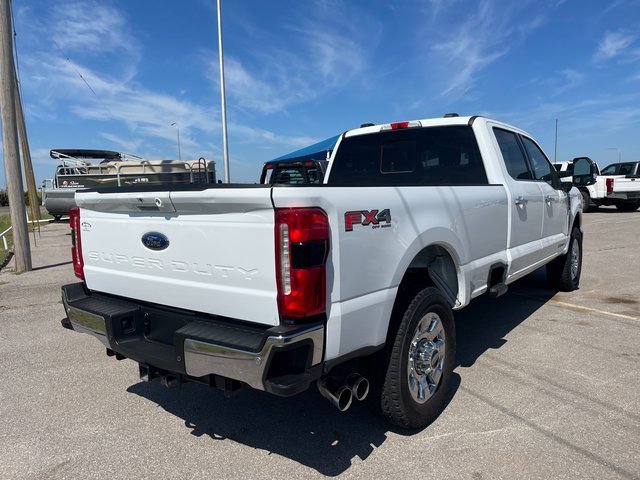 Used 2025 Ford F350 Lariat w/ Lariat Ultimate Package image 4