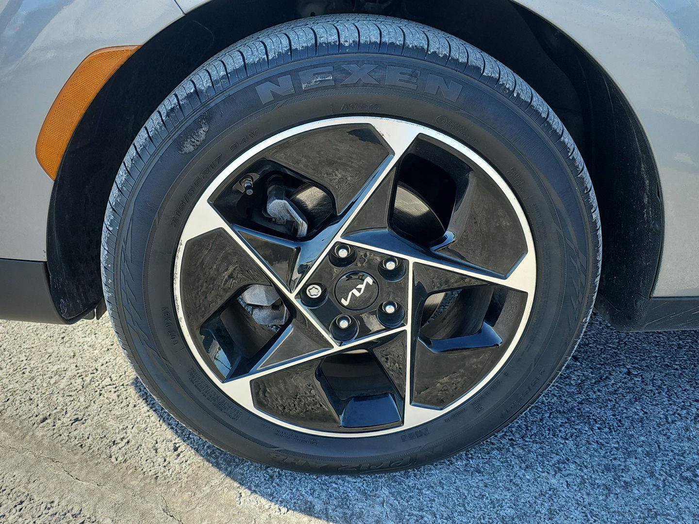 Used 2023 Kia Soul EX image 28