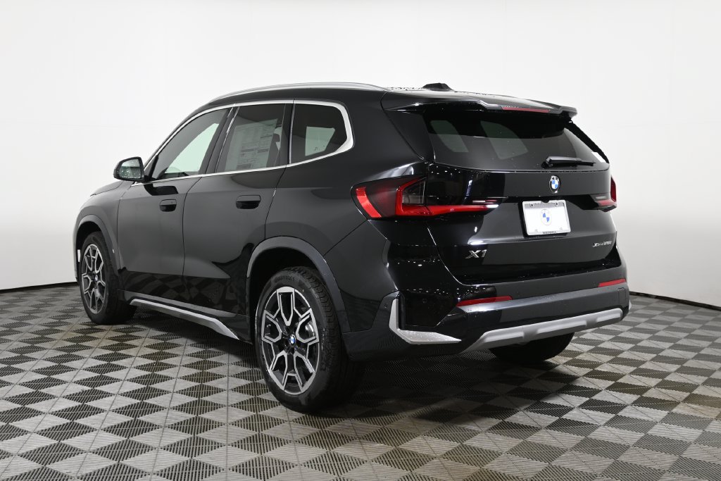 Used 2026 BMW X1 xDrive28i w/ Technology Package AWD/4WD image 5