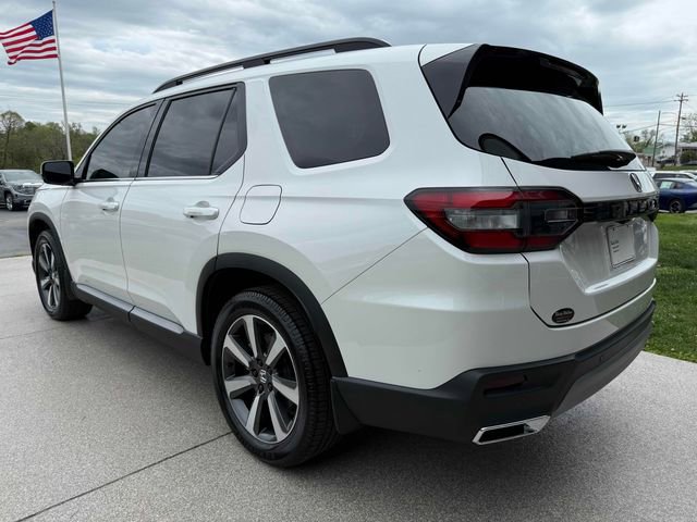 Used 2024 Honda Pilot Touring image 25