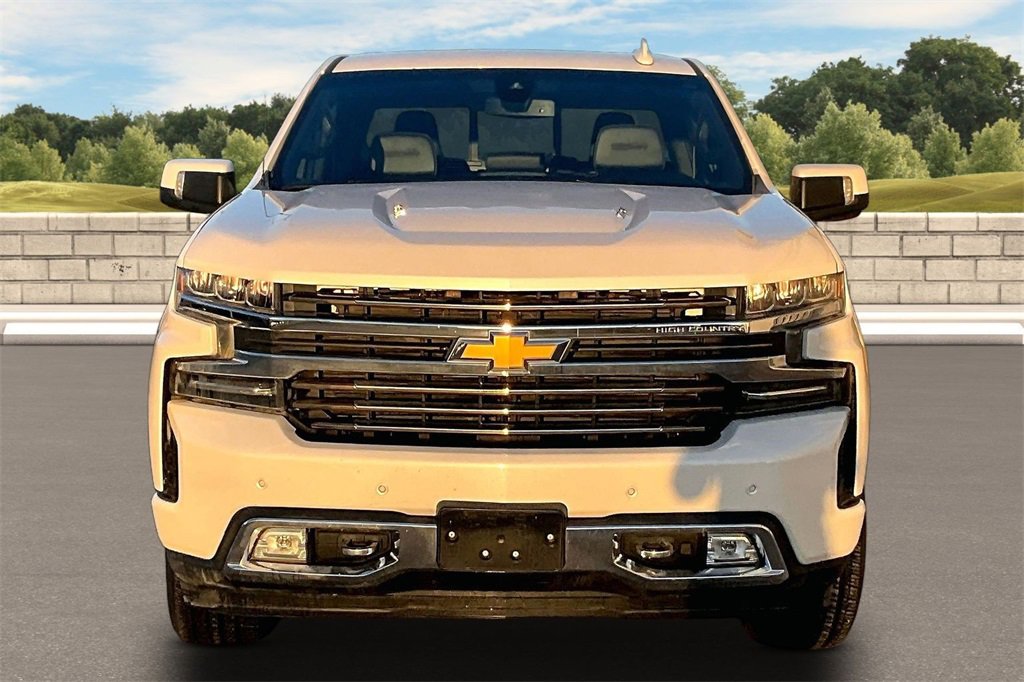 Used 2020 Chevrolet Silverado 1500 High Country w/ Safety Package II image 3