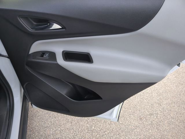 Used 2022 Chevrolet Equinox LS w/ LS Convenience Package image 30