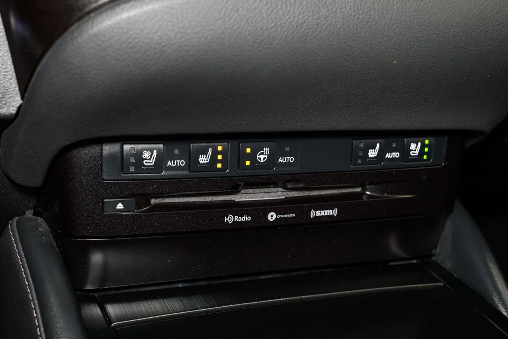 Used 2020 Lexus ES 300h 300h w/ Premium Package image 21