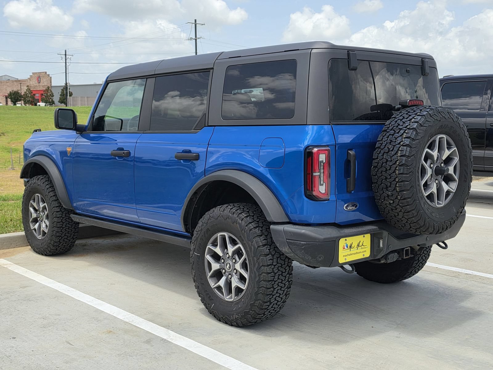 Used 2025 Ford Bronco Badlands AWD/4WD image 6
