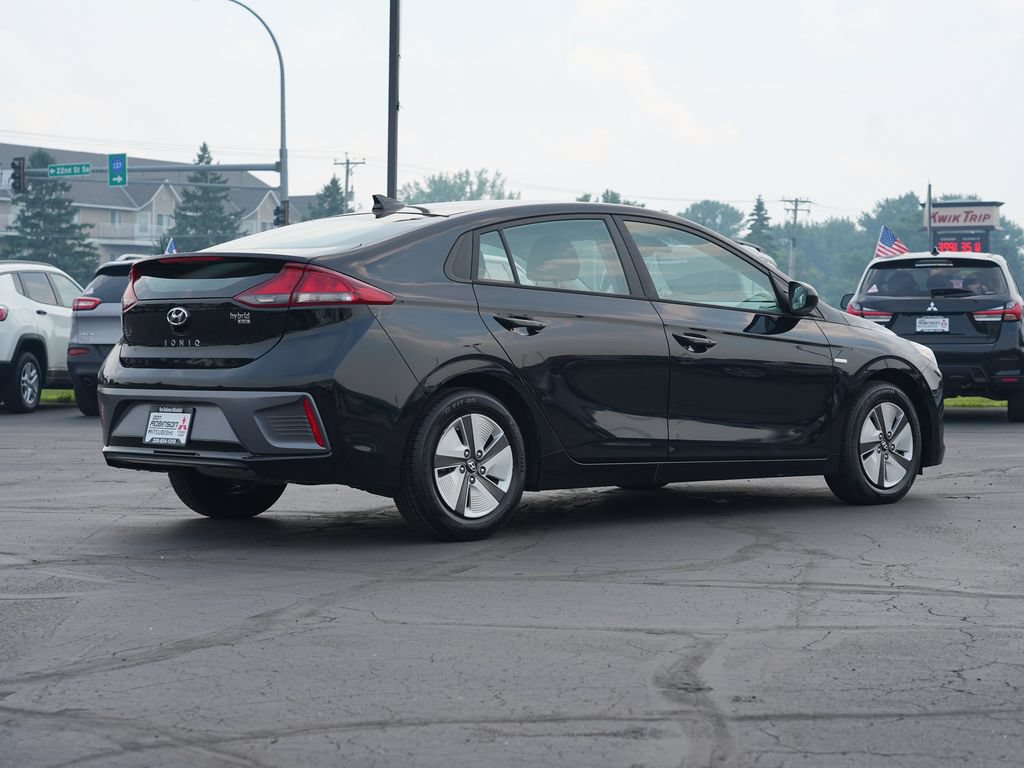 Used 2020 Hyundai Ioniq Blue FWD image 3