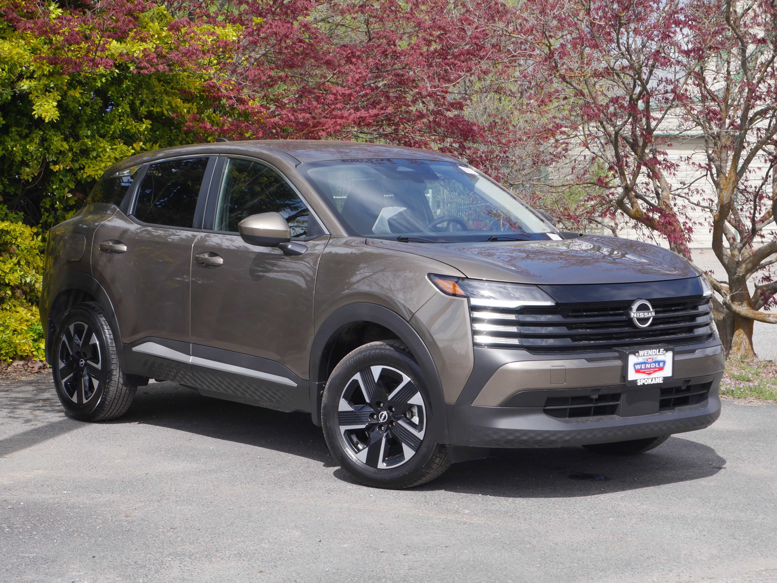 Used 2025 Nissan Kicks SV AWD/4WD image 24