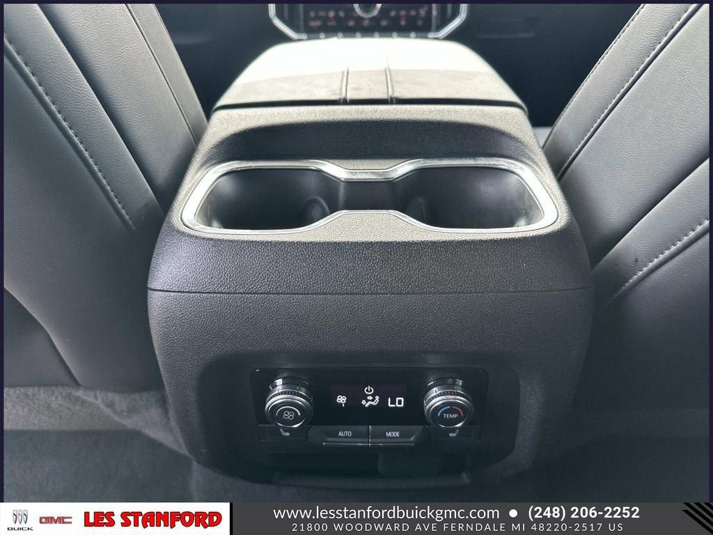 Used 2024 GMC Acadia Elevation w/ Black Edition FWD image 16