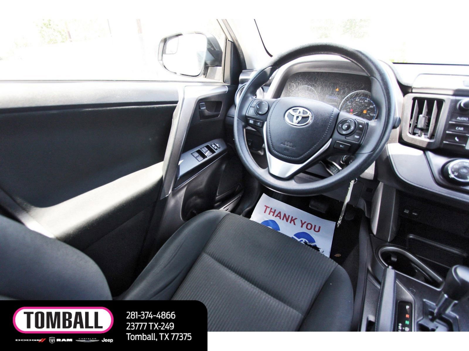 Used 2018 Toyota RAV4 LE FWD image 9