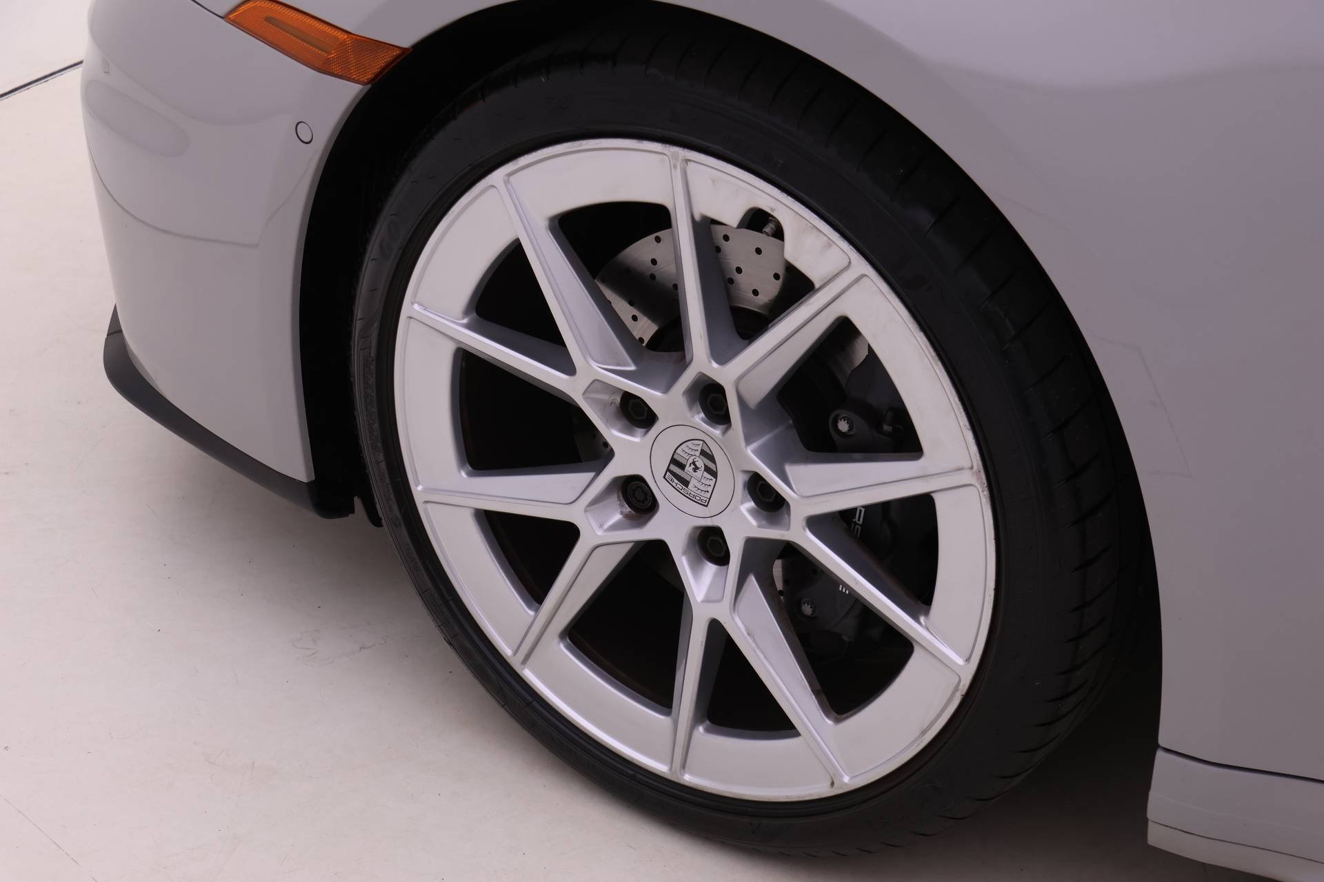 Certified 2025 Porsche 911 Carrera image 11