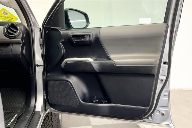 Used 2020 Toyota Tacoma SR5 image 27
