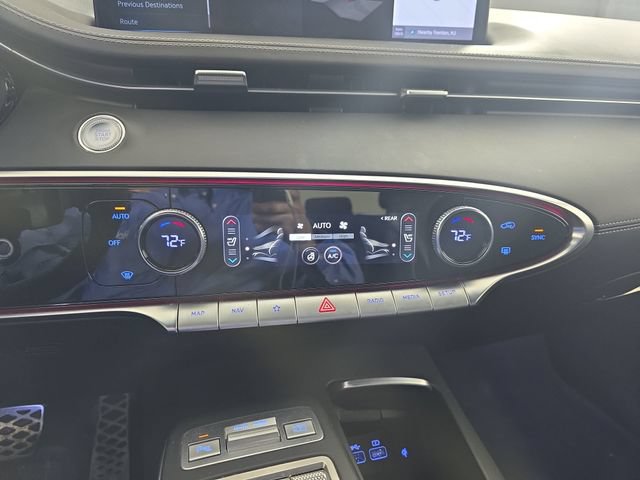 Used 2023 Genesis GV70 2.5T w/ Sport Prestige Package AWD/4WD image 27