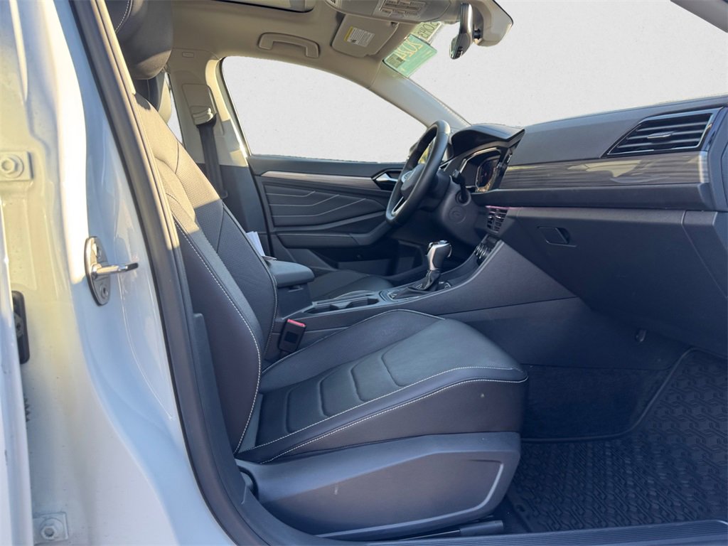 Certified 2024 Volkswagen Jetta SEL image 15