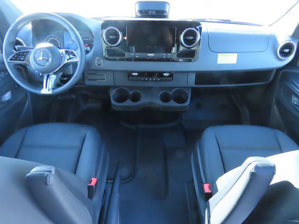 Used 2025 Mercedes-Benz Sprinter 3500 image 14