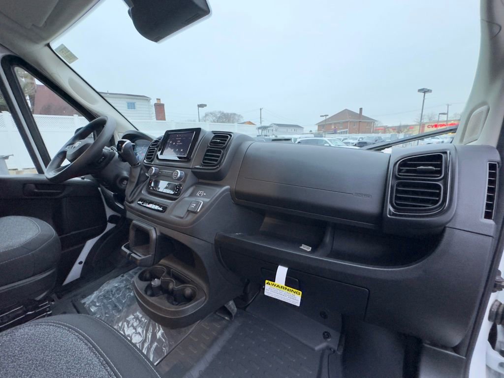 Used 2025 RAM ProMaster 2500 w/ Convenience Group image 20