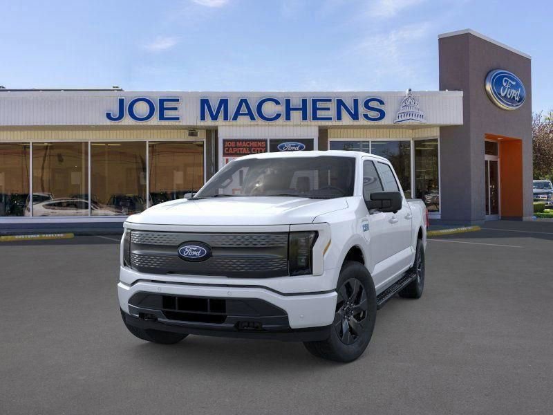 New 2025 Ford F150 Lightning Flash AWD/4WD image 4