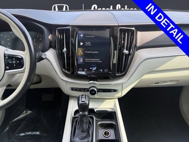 Used 2019 Volvo XC60 T5 Inscription w/ Protection Package AWD/4WD image 11