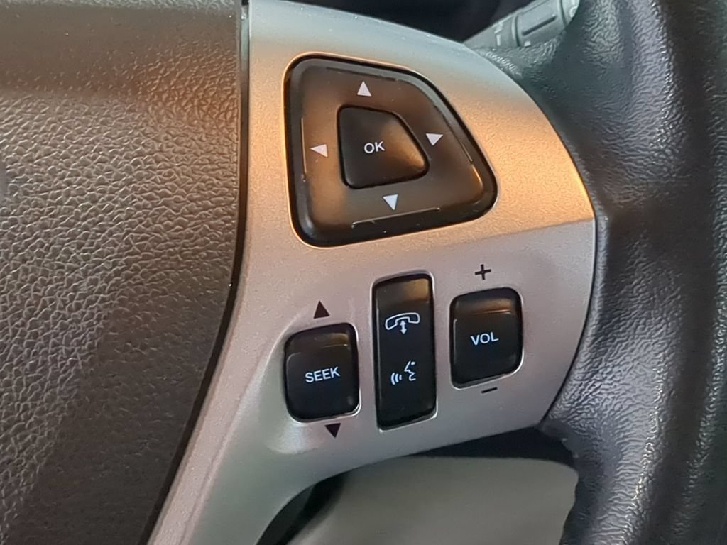 Used 2014 Ford Explorer Limited w/ Equipment Group 302A AWD/4WD image 30