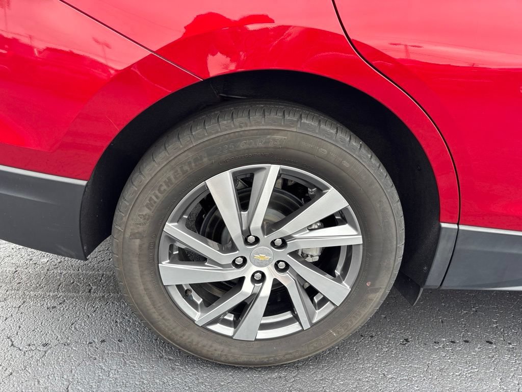 Used 2024 Chevrolet Equinox Premier FWD image 11