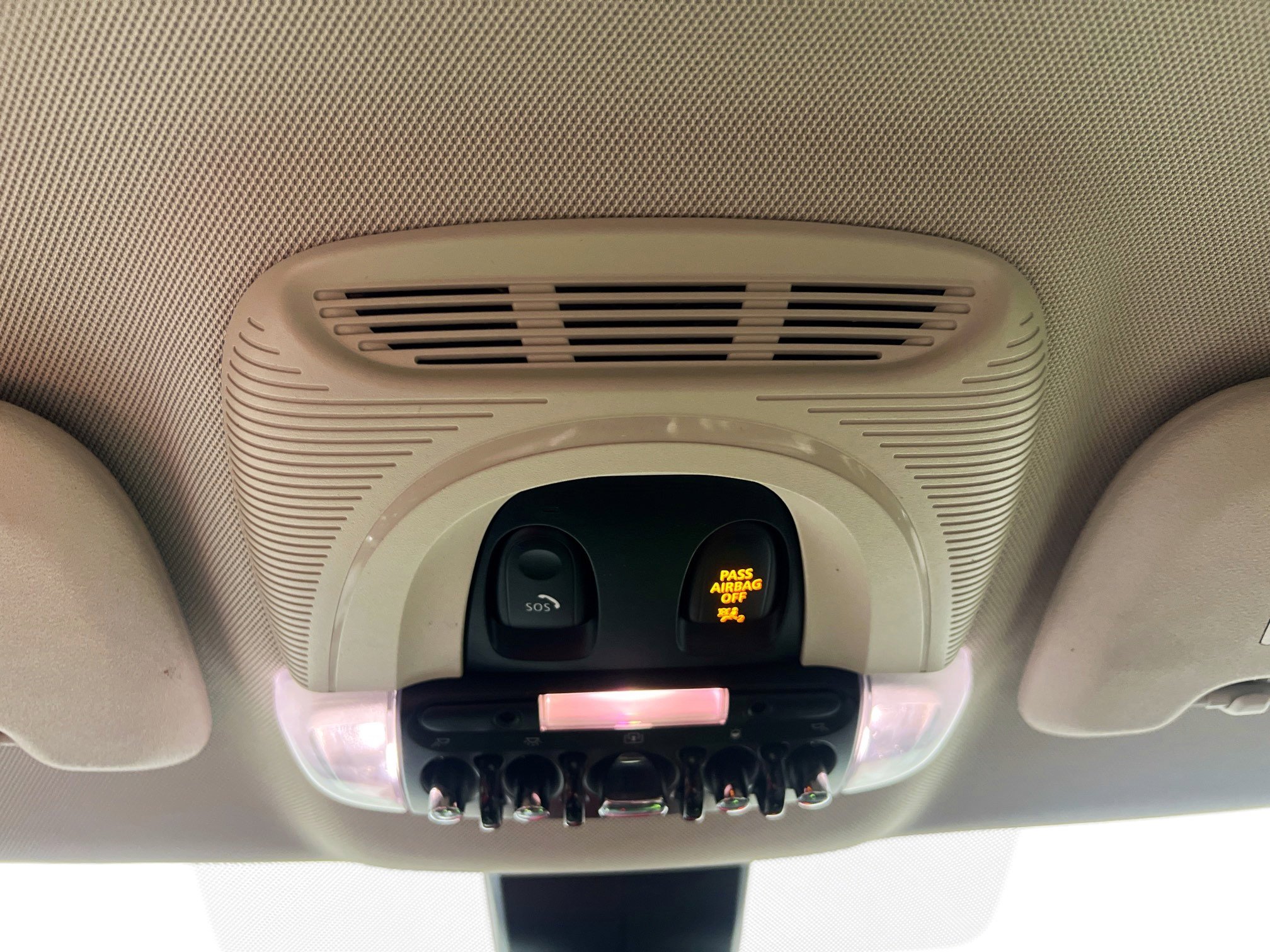 Used 2019 MINI Cooper Countryman SE w/ Convenience Package image 22