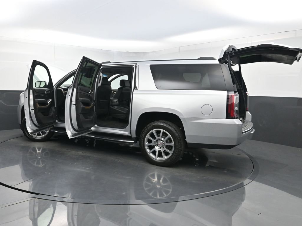 Used 2020 GMC Yukon XL Denali image 40
