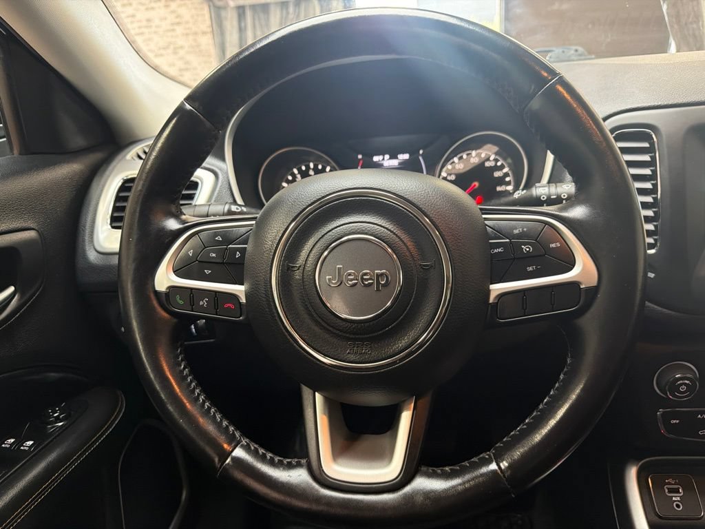 Used 2020 Jeep Compass Sport w/ Cold Weather Group FWD image 19