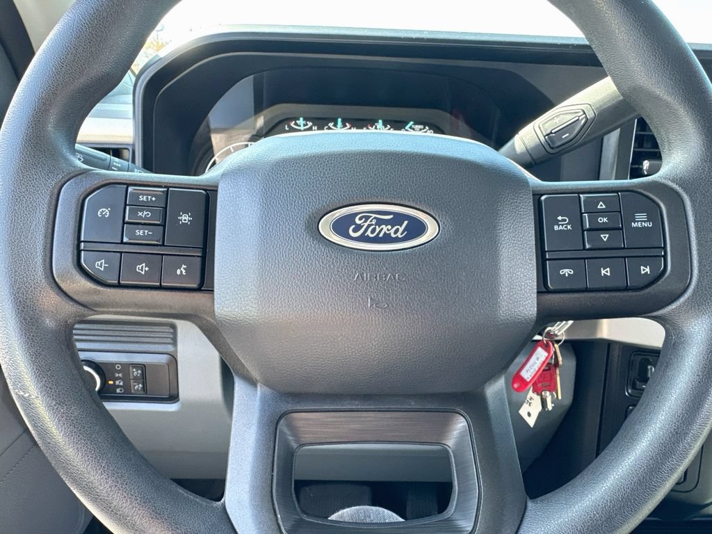 Used 2024 Ford F550 2WD SuperCab Super Duty image 37